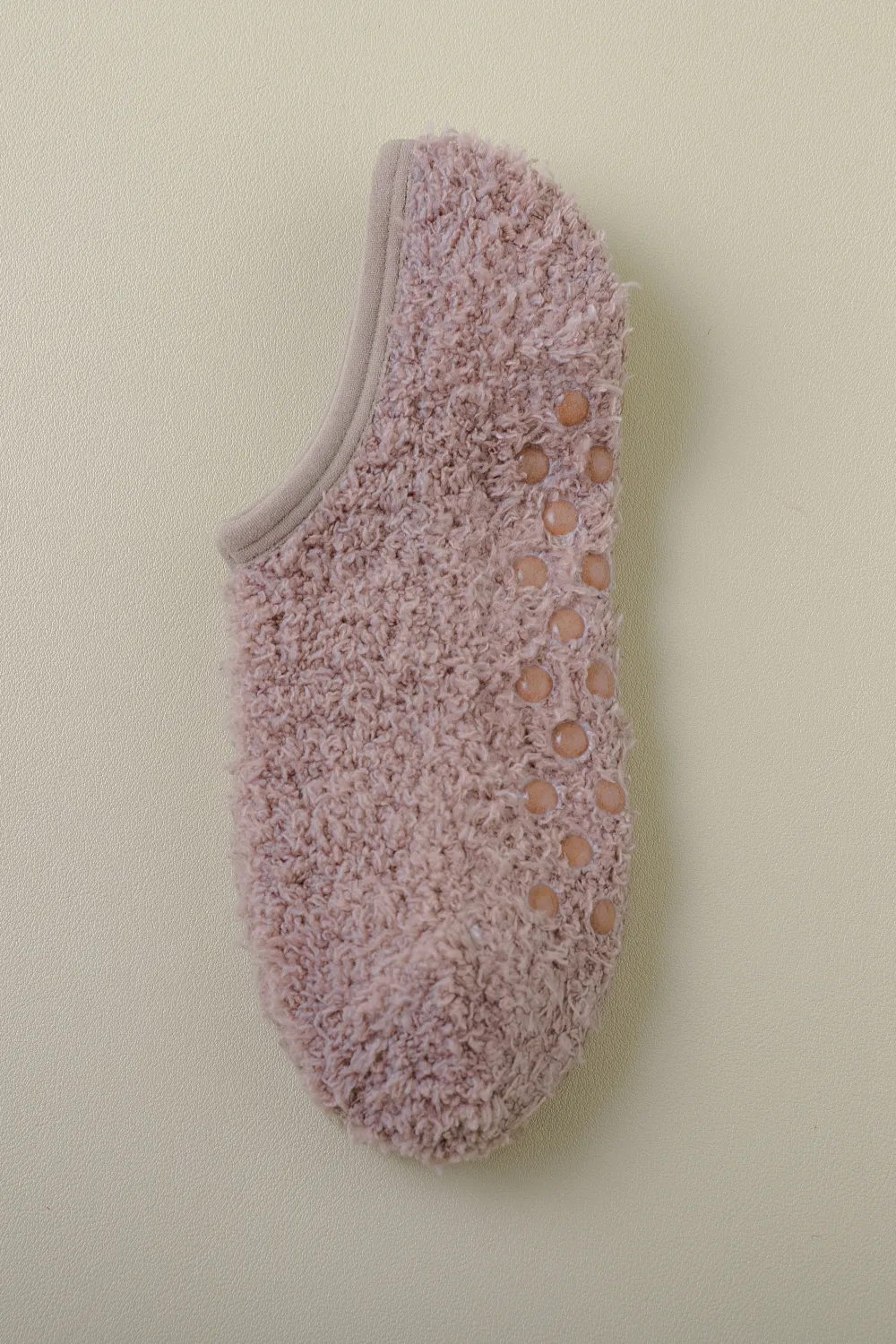 Marc JoJo - Wholesale Sock Slippers - Women's - 🧦✨ Non-Slip Fuzzy Socks 🏠❄️8