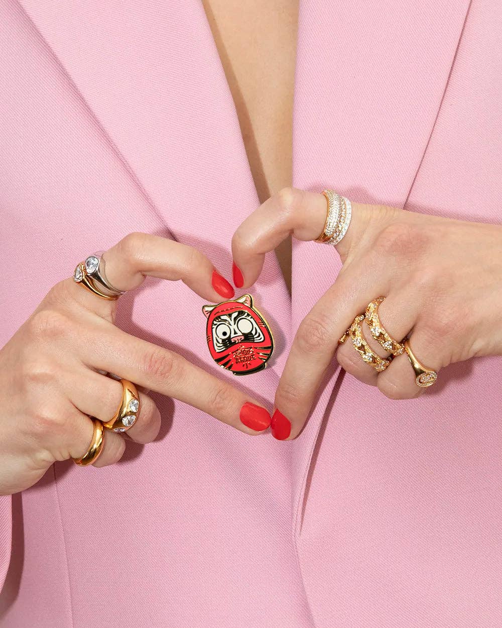 Seriou About – wholesale Lapel pin/button – DARUMA DOLL GOLD, enamel pin1