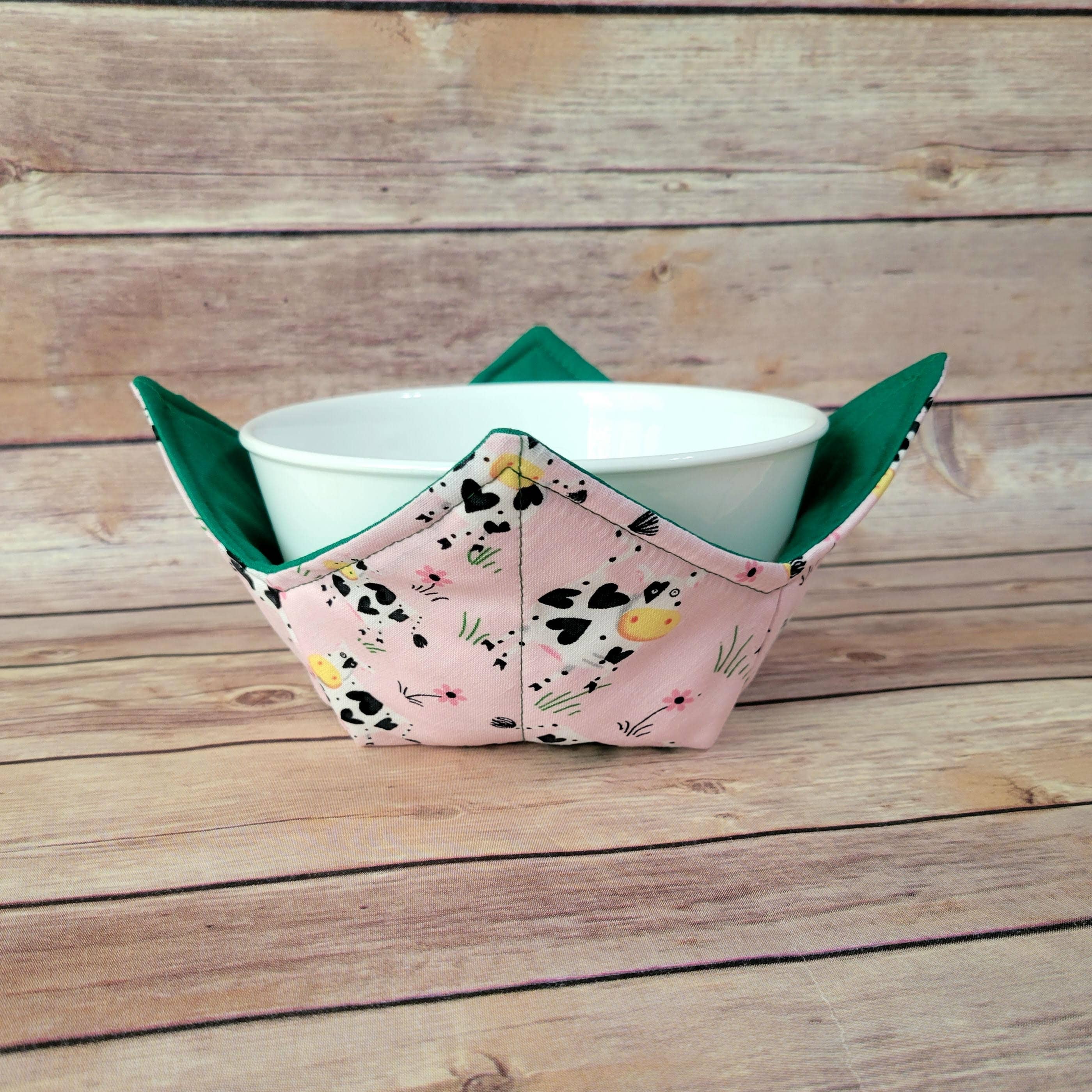 Burpie Bibs Boutique - Wholesale Oven Mitt/Pot Holder - Cows Bowl Cozy Hot Pad, Cow Print Padded Bowl Holder4
