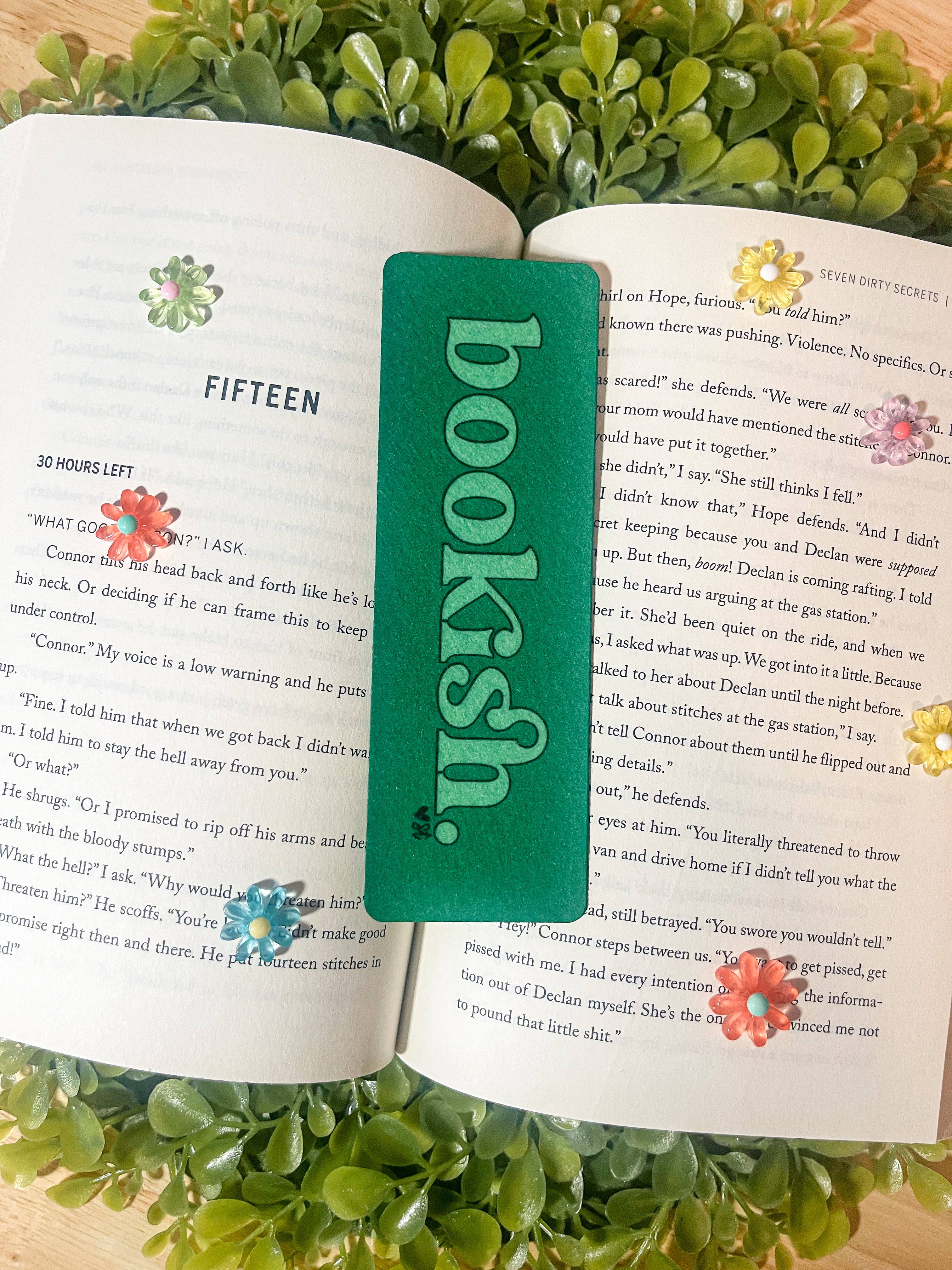 Sharp Thoughtlings - Vente Marque-page - Livresque. Marque-page monochrome en feutre11