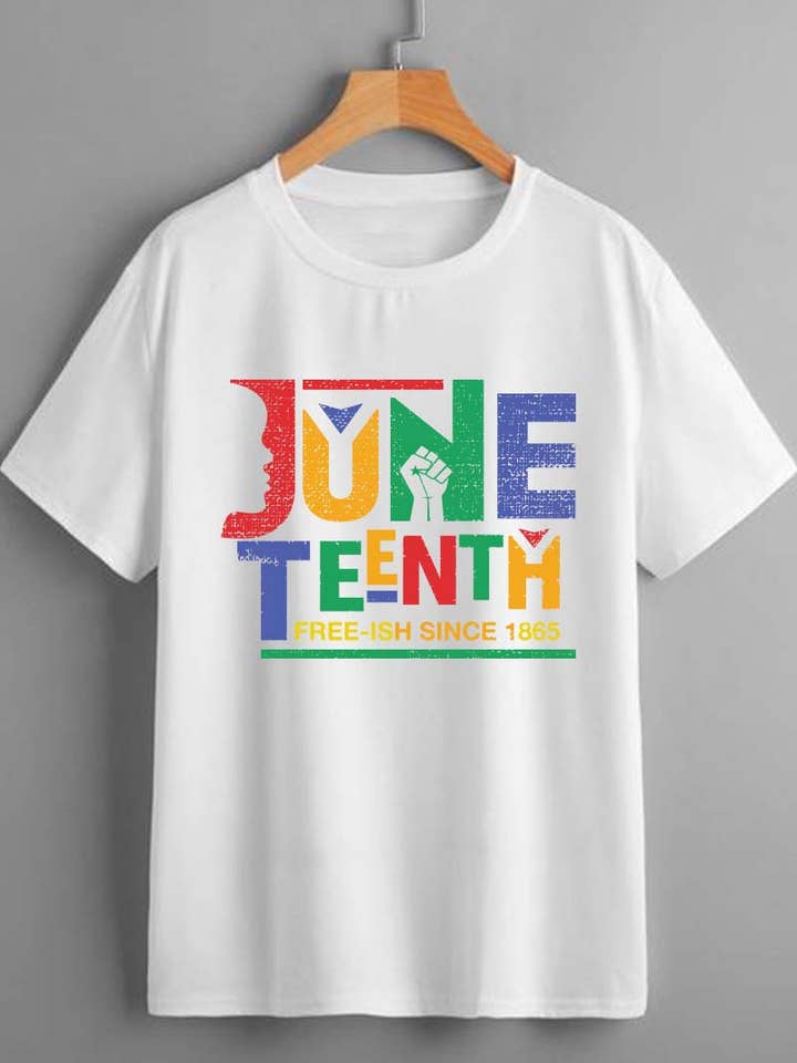 T-shirt graphique M7897-J JUNETEENTH pour la vente par HARANG
