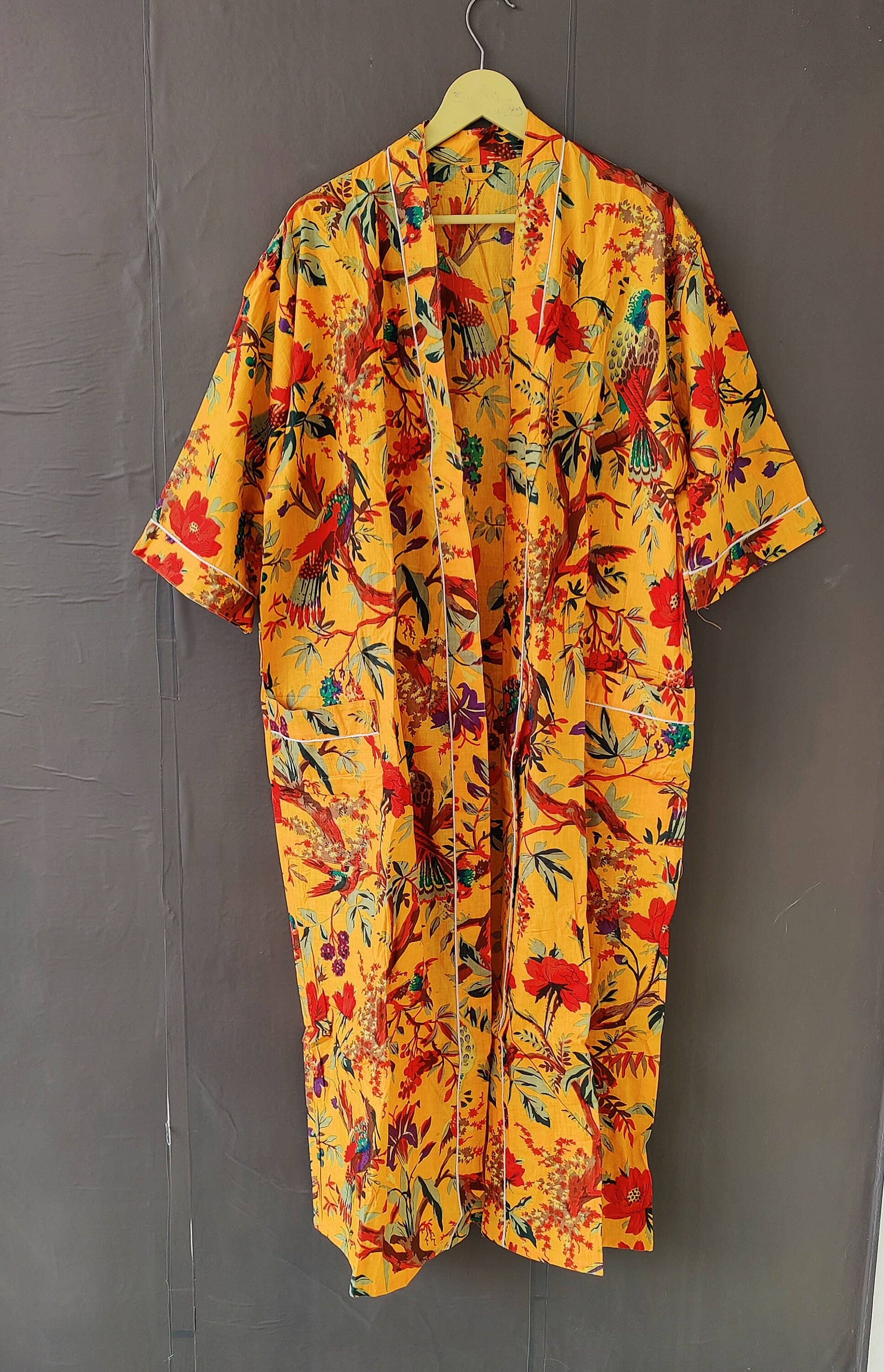 Bhawana Handicrafts - Vendita all'ingrosso Kimono - Donna - Abito kimono floreale da damigella con stampa gialla indiana1