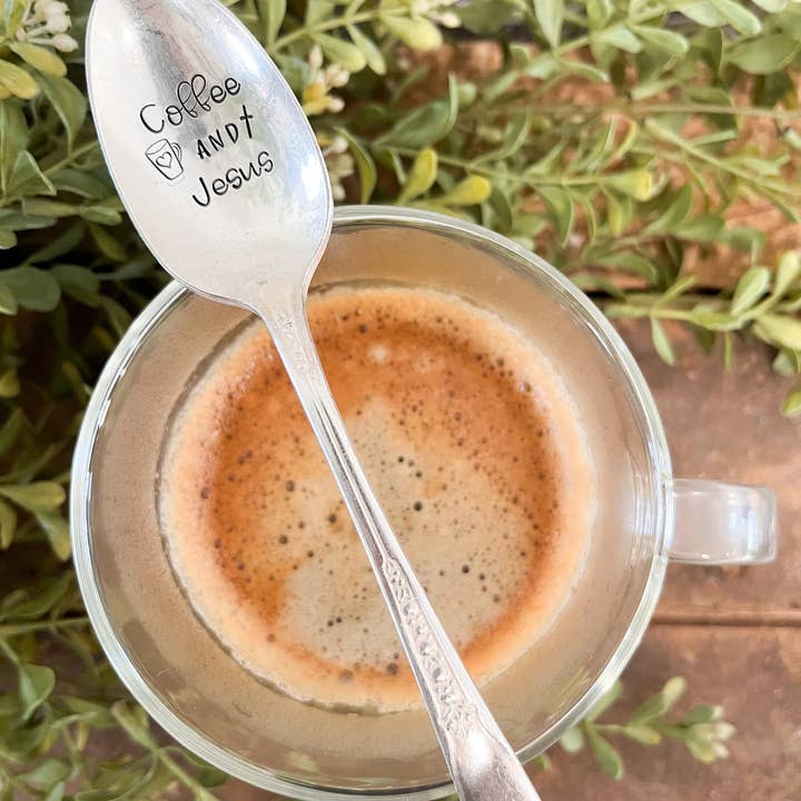 The Sassy Barn – Colher de mesa (talheres) por atacado – Colher Estampada Jesus & Café Vintage1