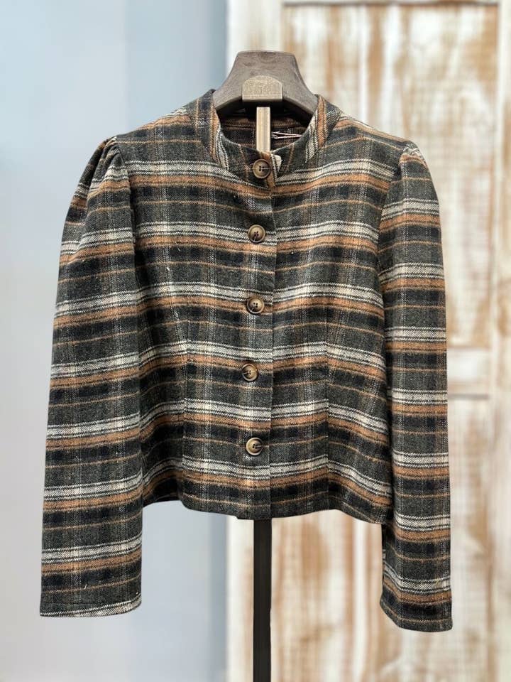 SHORT JACKET WITH BUTTONS for wholesale by SWEET MAGIC MODA Y COMPLEMENTOS