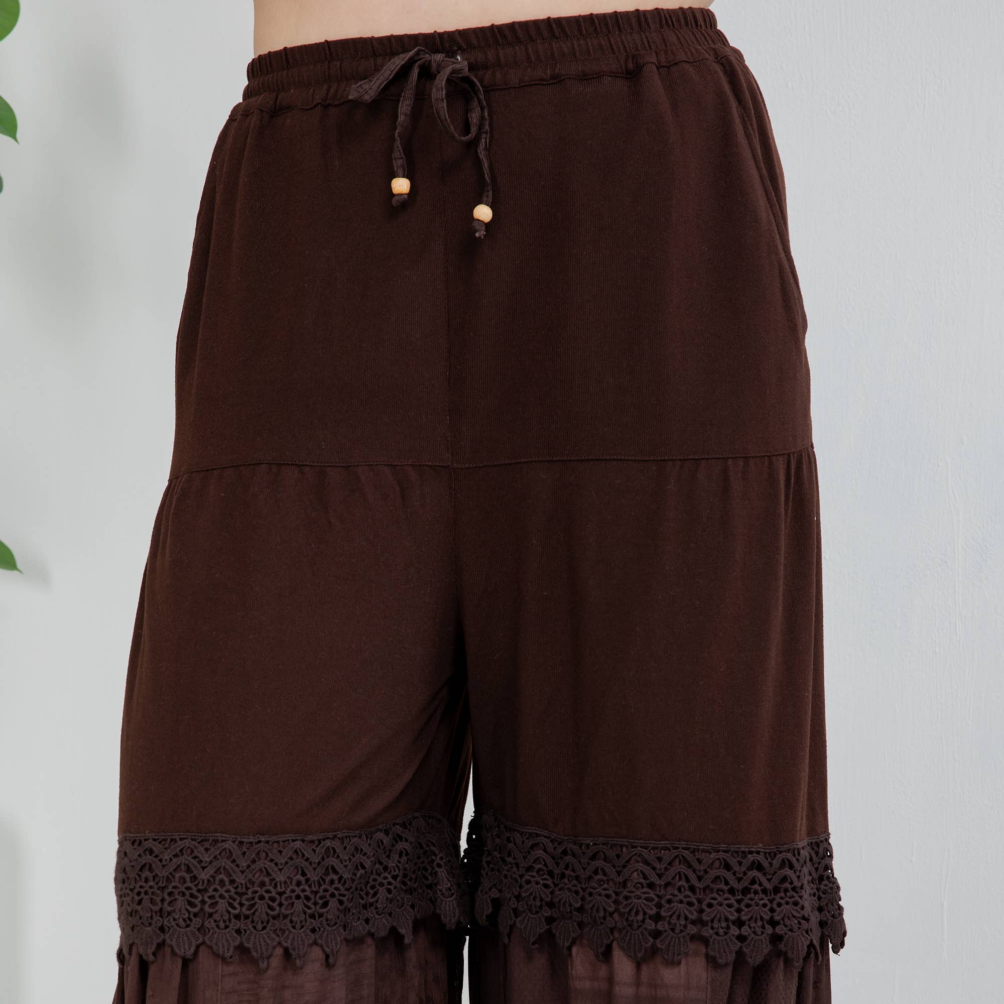 Young Threads - Venta al por mayor Pantalones - Mujer - Pantalones de Encaje y Punto con Inserciones de Parche en Denim de Capas Boho (Nuevo)25