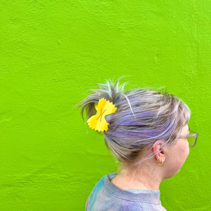 The Peach Fuzz - Wholesale Hair Accessories Set - Women's - Farfalle Pasta Hair Claw4