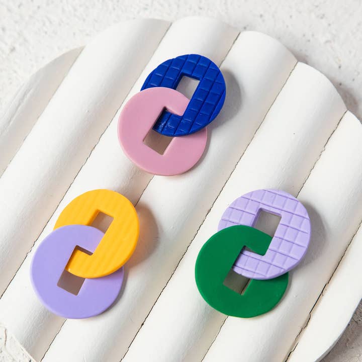 Linked Circles Handmade Polymer Clay Earrings for wholesale by Mono
