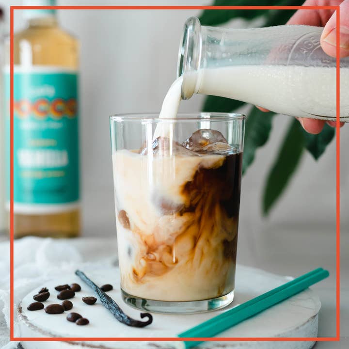 Cafe Pocco – wholesale Cocktail mix/syrup – Cafe Pocco Barista  Set - Vanilla 250ml  & Caramel 250ml6