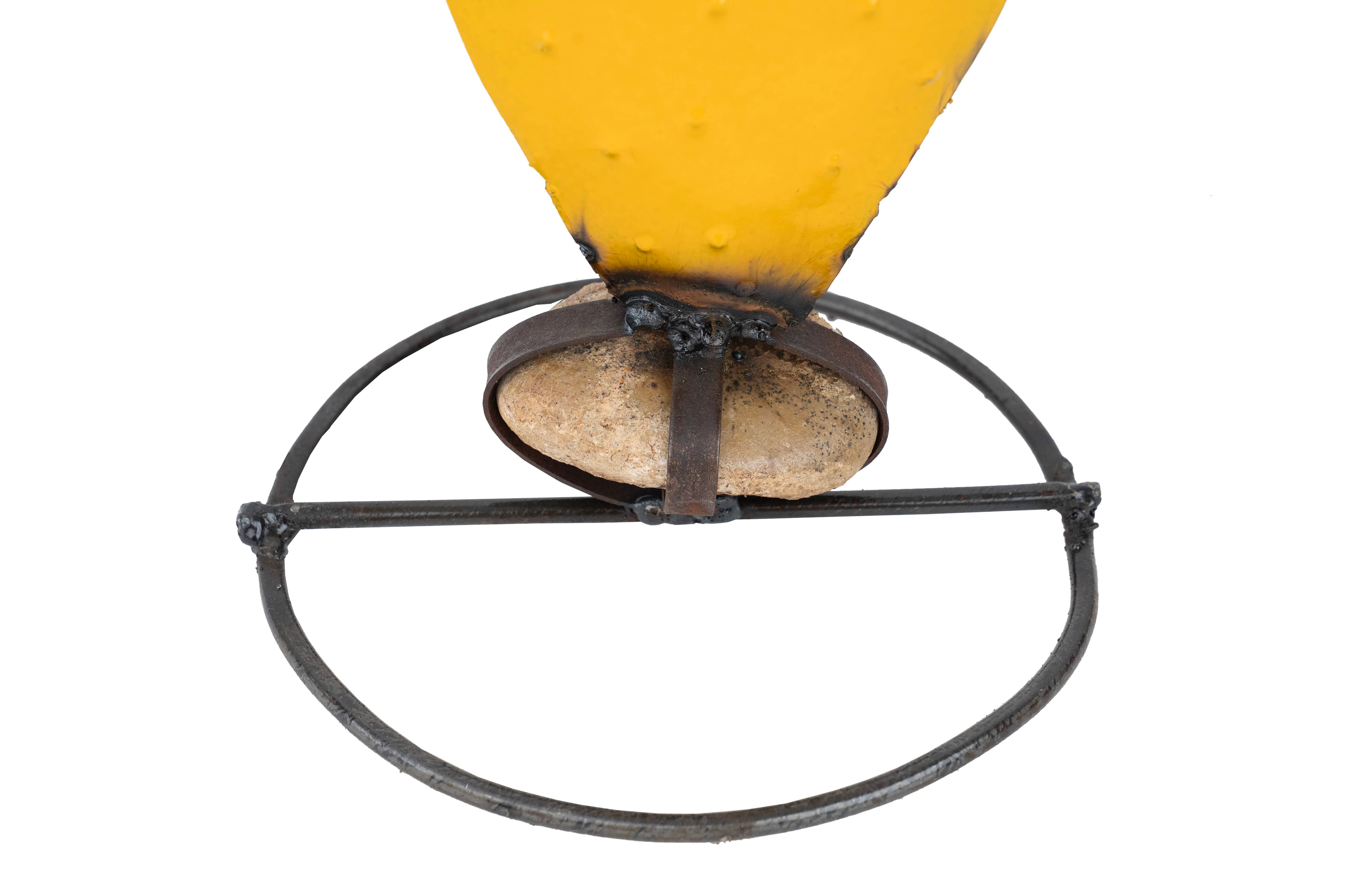 My Amigos Imports - Vente Décorations de table - Tempe Cactus Métallique Épineux-Cactus Figuier de Barbarie-9x17--Jaune2