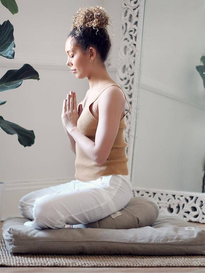 Yogamatters - Wholesale Meditation Supplies - Yogamatters Hemp Zabuton - Natural3