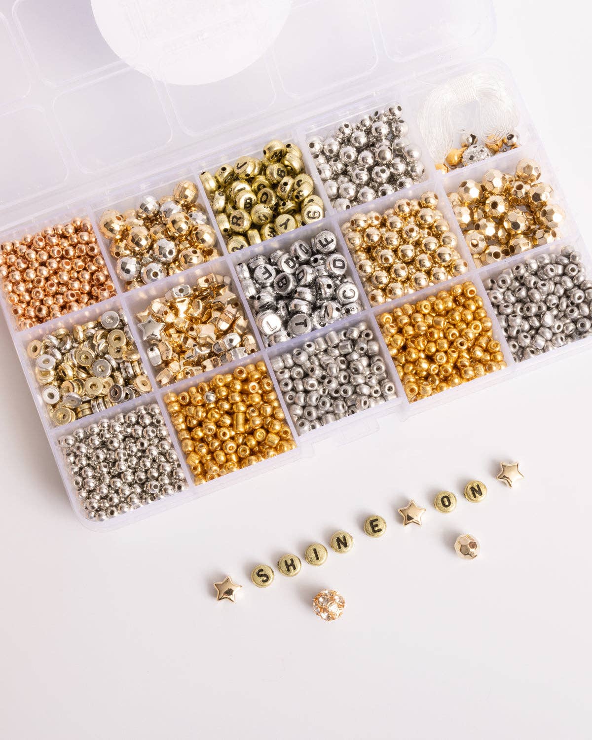 Jewelry Made by Me – wholesale DIY-pysselkit – Metallisk blandning guldbokstäver DIY pärllåda0