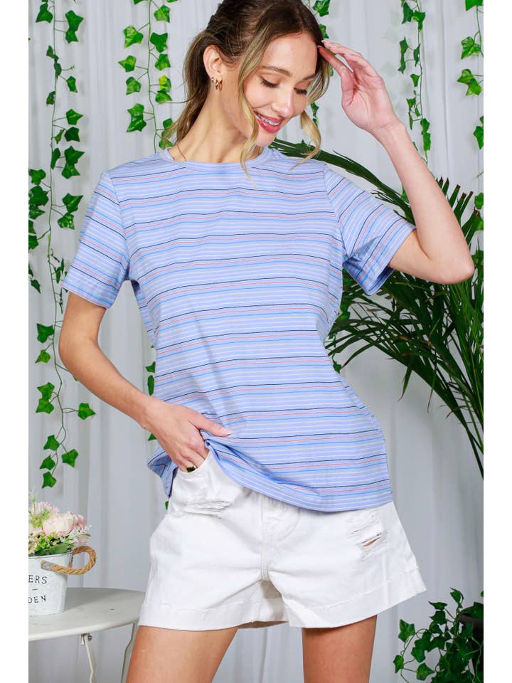 Vine & Love - Vendita all'ingrosso Maglietta - Donna - Top girocollo in cotone a maniche corte a righe multiple VT81439A7