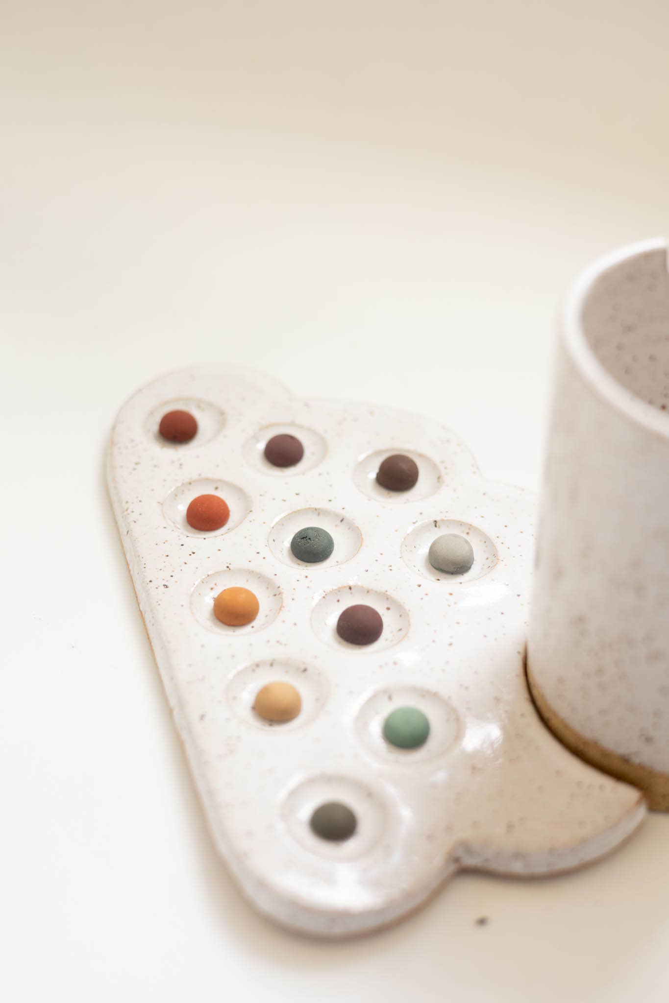 joye made clay - Wholesale Palette/Mixing Tray - ceramic nesting cloud palette and brush cup set5