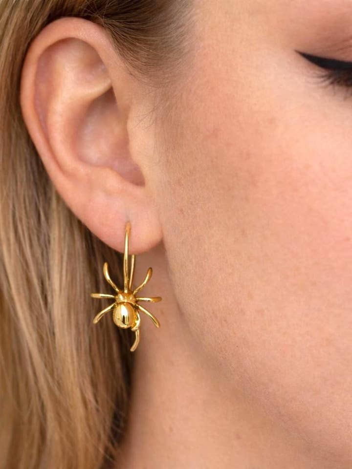 Boucles d'oreilles en acier inoxydable en forme d'araignée pour la vente par Wild & Free