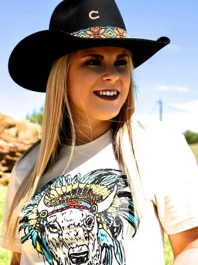 The Coyote Cowgirl – wholesale Screen printed t-shirt – Women′s – Boss Lady Tee (Bulk)-007A0
