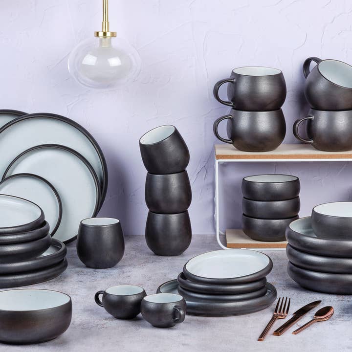 Björn - Wholesale Dinnerware Set - GOURMET Full Service - 36 pieces - Onyx1