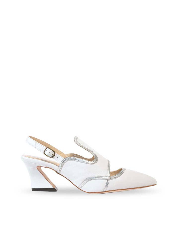 Dahlia White per la vendita all'ingrosso da parte di Jerelyn Creado