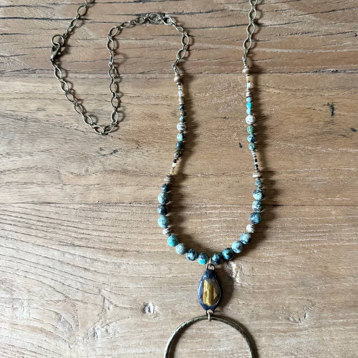 Funky Trunk Vintage Designs - Wholesale Pendant/Charm Necklace - Maeve Necklace