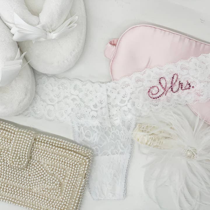 Classy Bride - Wholesale Underwear - Women's - Darling Lace Mrs. Thong