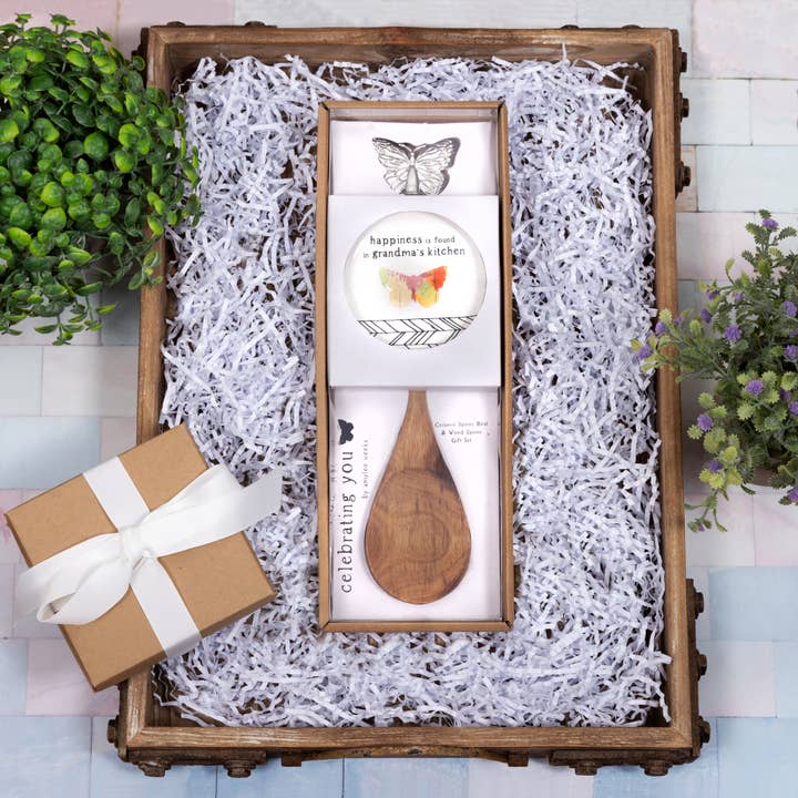 Pavilion - Wholesale Spoon Rest - Grandma - 4" Spoon Rest with Decorative Bamboo Spoon