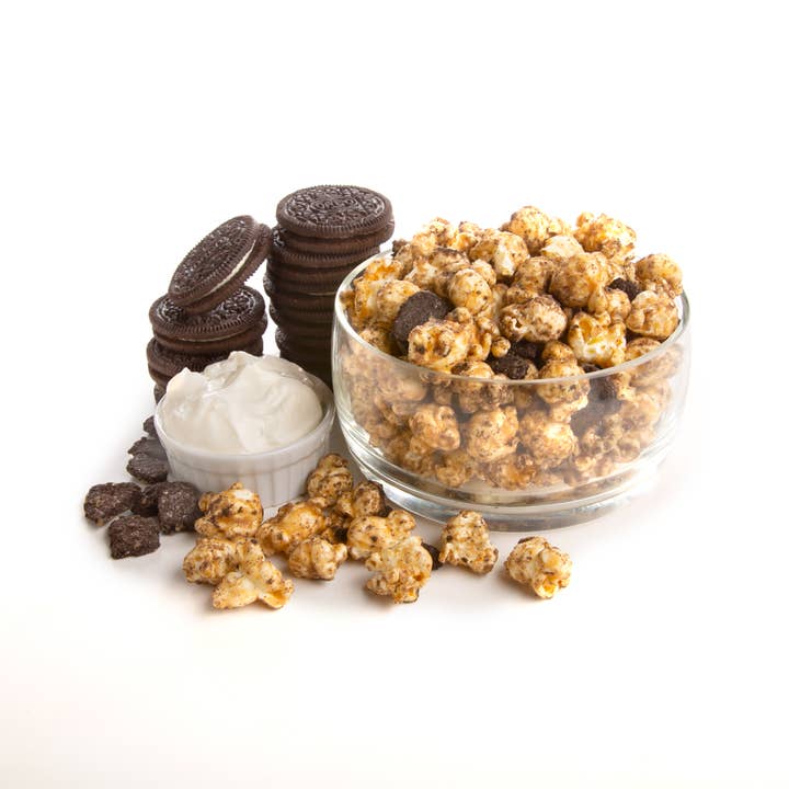 Thatcher's Gourmet Popcorn - Wholesale Popcorn - 8 oz Cookies 'n' Cream Popcorn1