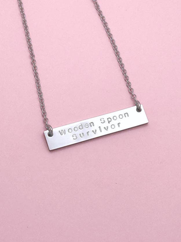 Rudies and Co – Großhandel Kette mit Anhänger/Charm – Wooden Spoon Survivor Halskette1