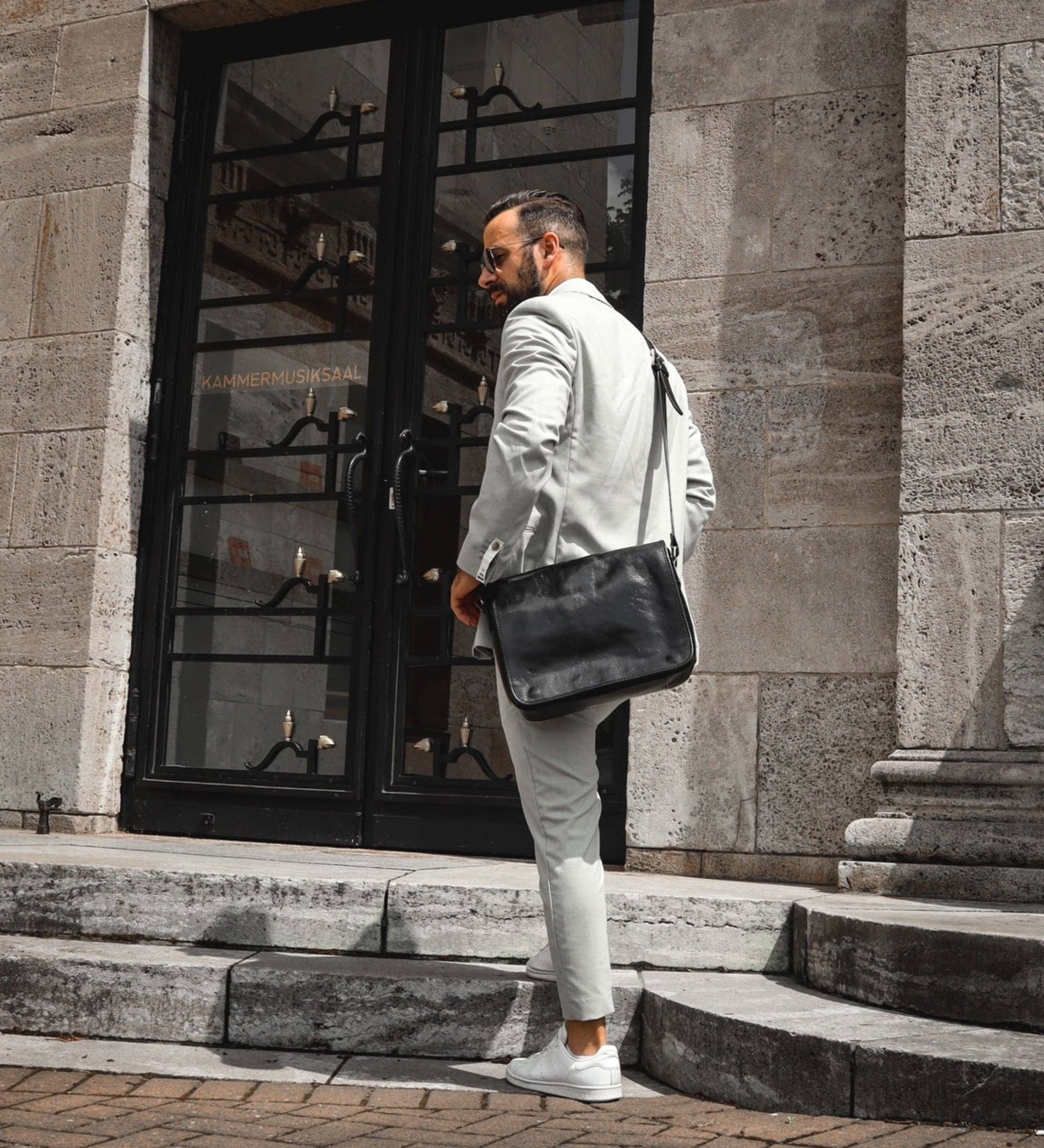 Time Resistance - Wholesale Messenger Bag - Women's - Leather Messenger Bag – The Stranger13