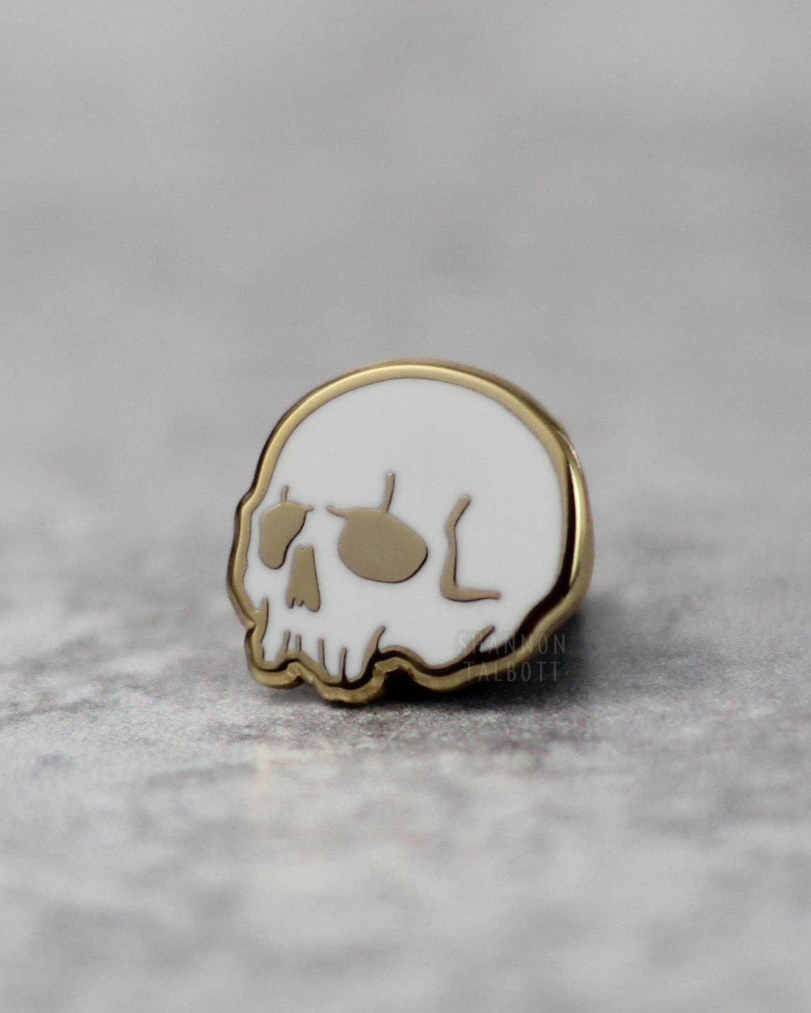Shannon Talbott - Wholesale Lapel Pin/Button - Tiny Skull Gothic Dark Spooky Enamel Pin - Gold1