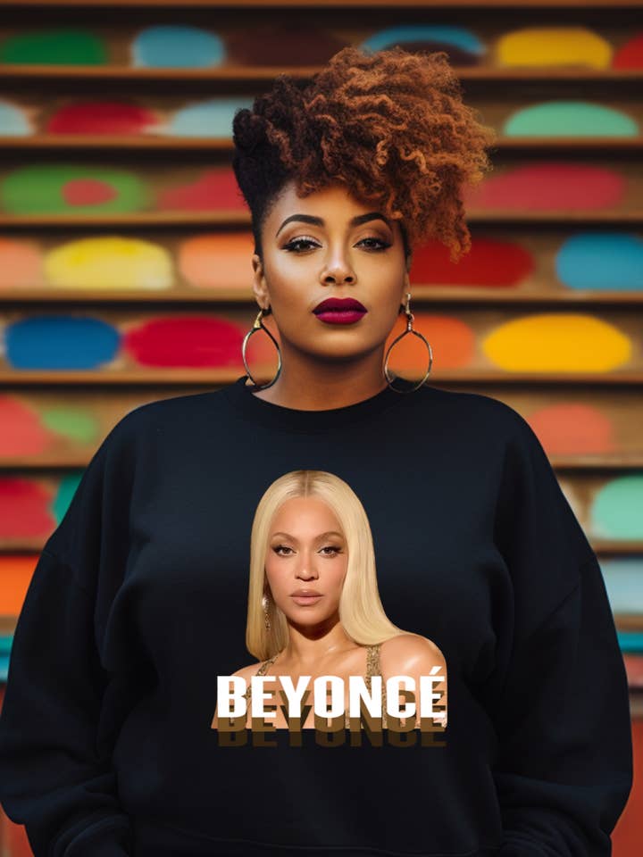 POP CULTURE PORTRAIT SWEATSHIRT for wholesale by Golden Chic