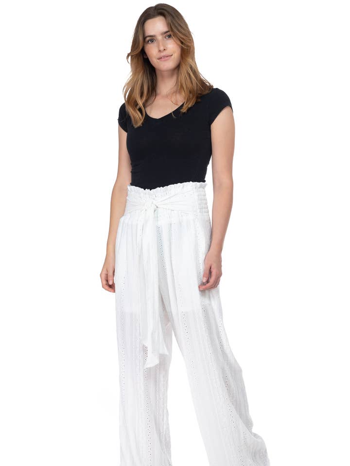 Pantaloni fluidi classici da donna con occhielli in maglia P1003-IU per la vendita all'ingrosso da parte di BTFLLIFE LLC