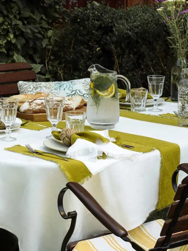 Liem Home - Vente Serviettes de table en tissu - Serviettes en lin élégantes à franges pour décoration de mariage1