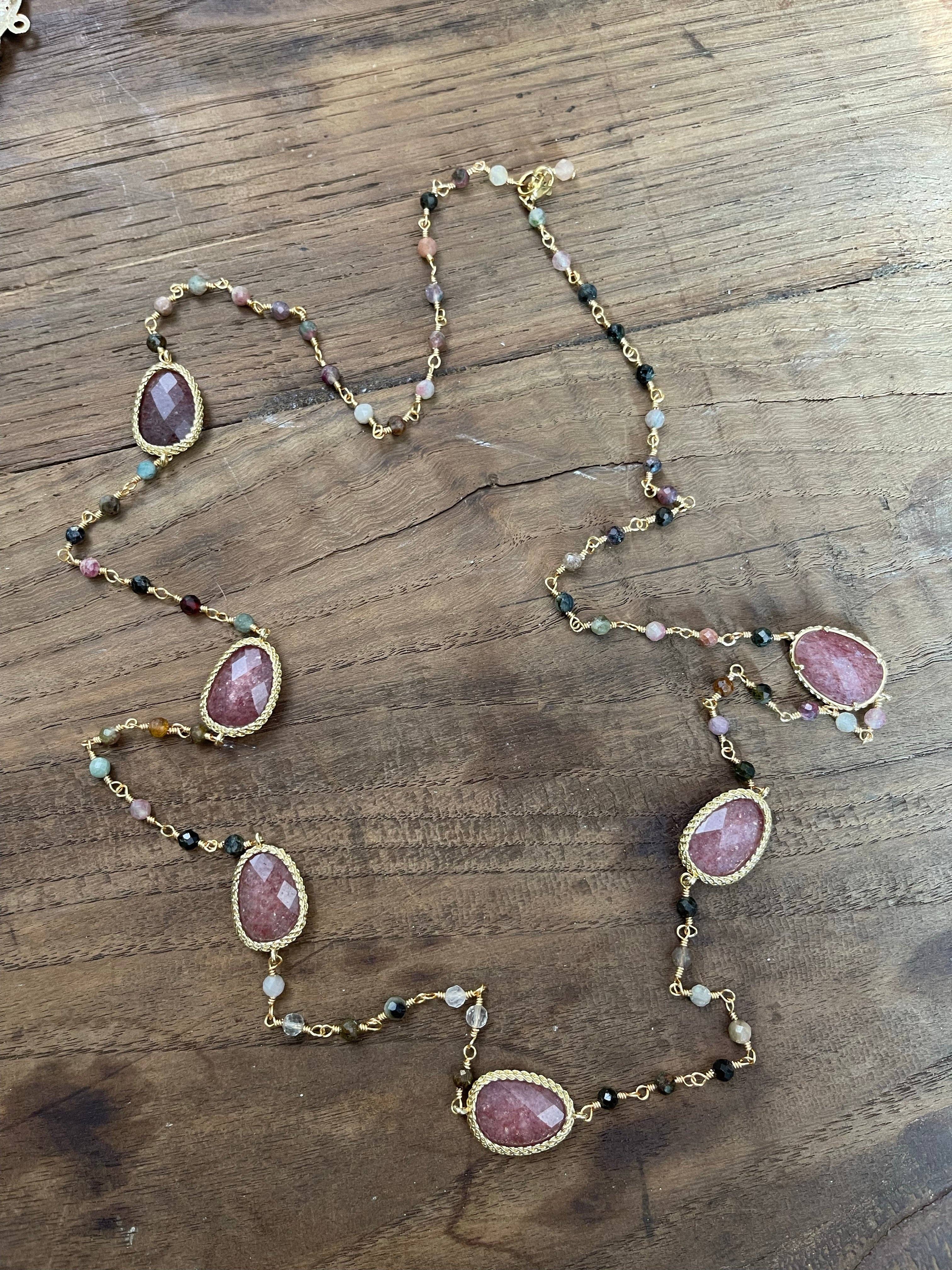 LARA UNDICI ACCESSORI SRLS - Wholesale Beaded/Pearl Necklace - PASTIGLIETTA11