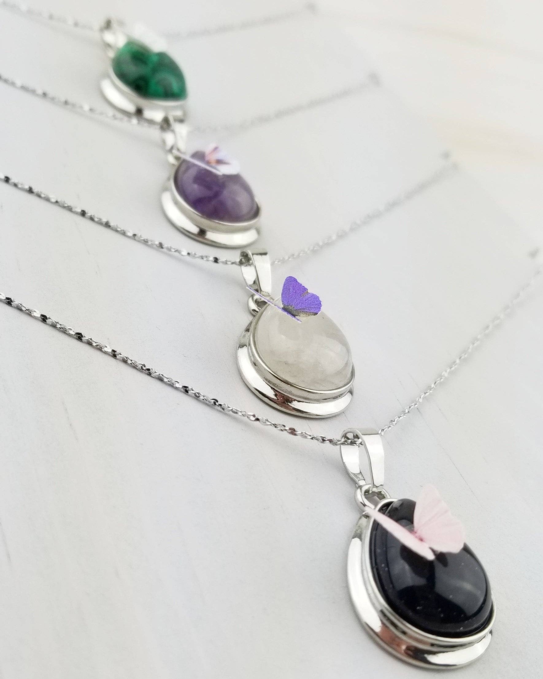 WonderLight Jewelry - Vendita all'ingrosso Collana con ciondolo/pendaglio -  Collana con farfalla a goccia con pietre preziose - Butterfly/Hope3