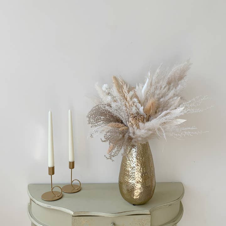 Boho interior bouquet of artichokes for wholesale by Lunaria Flowers