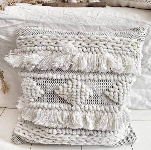 Loft & Daughter – wholesale Throw pillow cover – Recycled Tassel Diamond Cushion Cover5