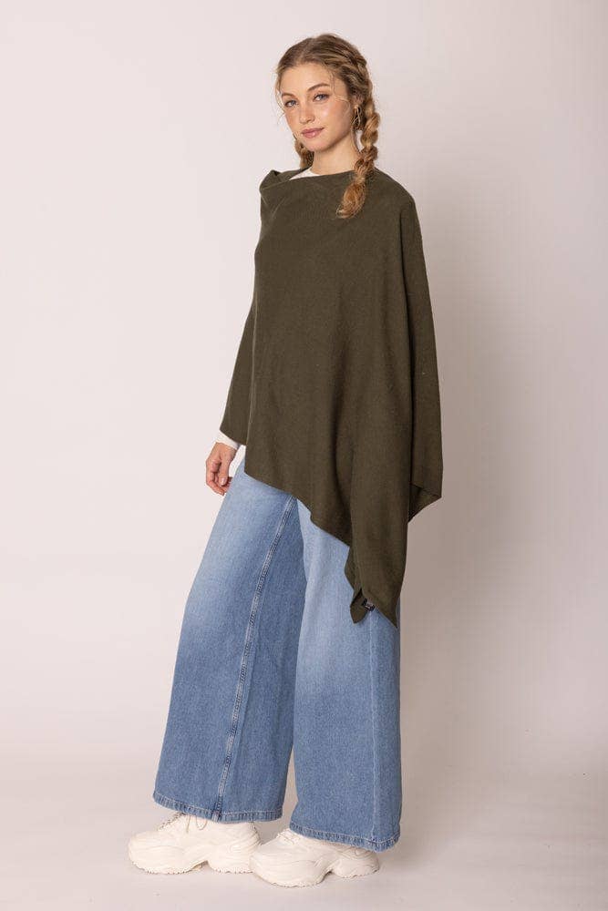 MiMi Wholesale - Wholesale Poncho - Women's - CCP320056 Juney Soft Classic Knit Poncho Ruana7