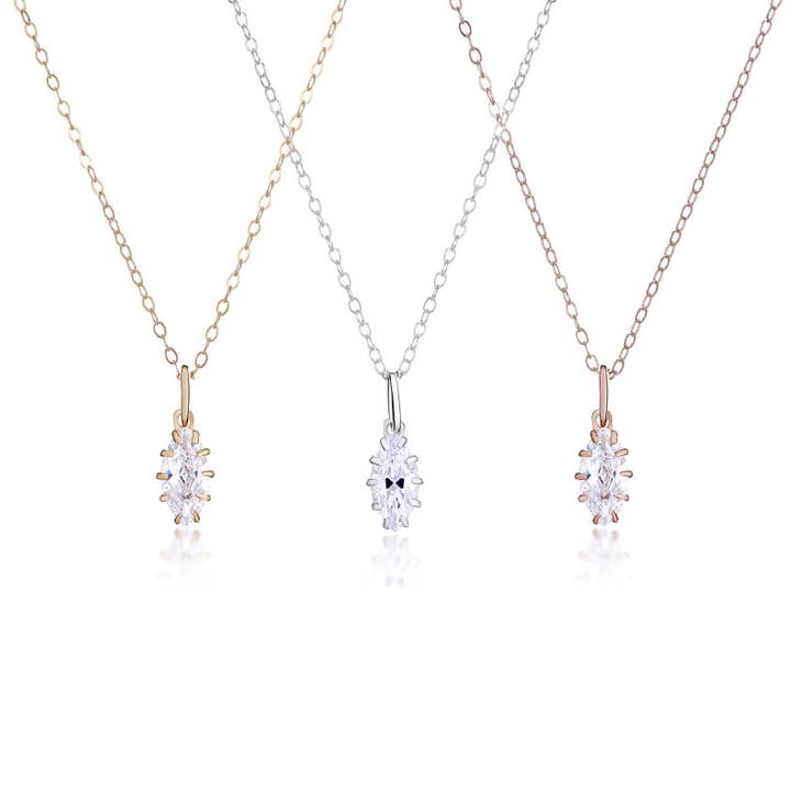 Gargantilla con colgante de diamantes Cz Marquesa para venta al por mayor de One and One Studio