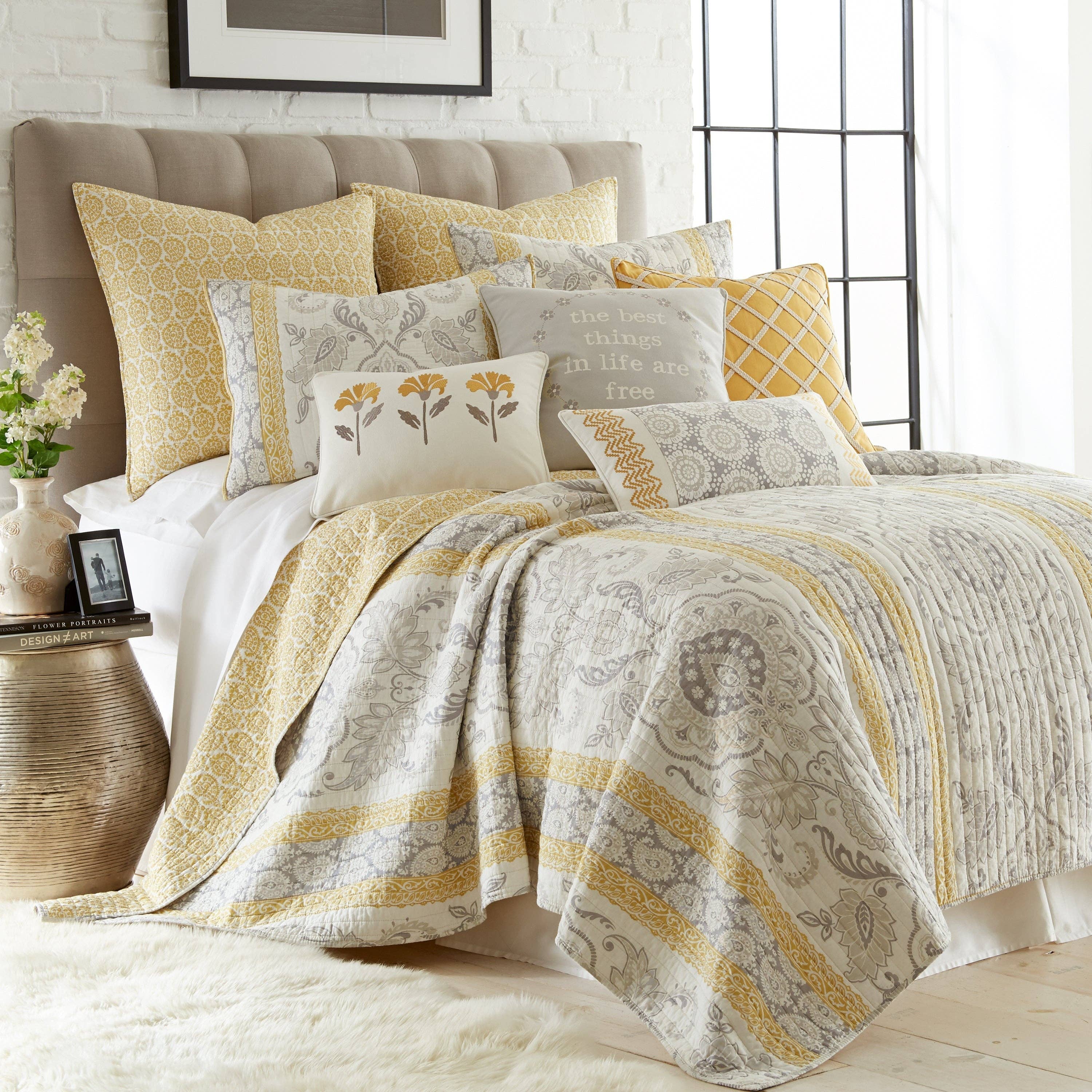 Grey St. Claire Quilt Set for wholesale on Faire0