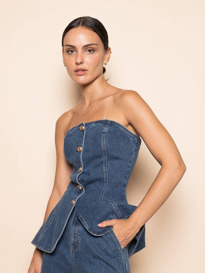 DENIM-JEAN SCHULTERFREIES KNOPF-FRONT ENGES TUBE-TOP-TI6949FO für den Großhandel von Fore Collection