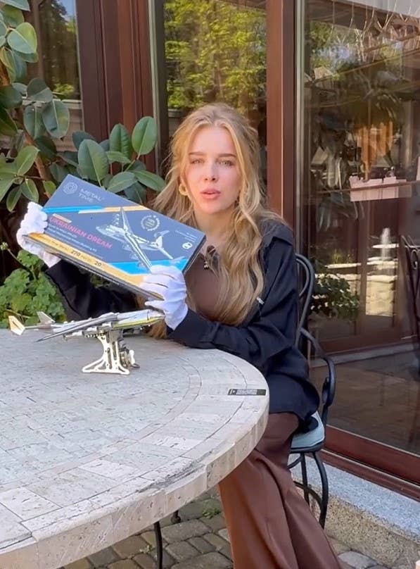 METAL-TIME INC. - Wholesale DIY Craft Kit - ANTONOV AN-225 MRIYA - OFFICIAL EXCLUSIVE EDITION DIY kit6