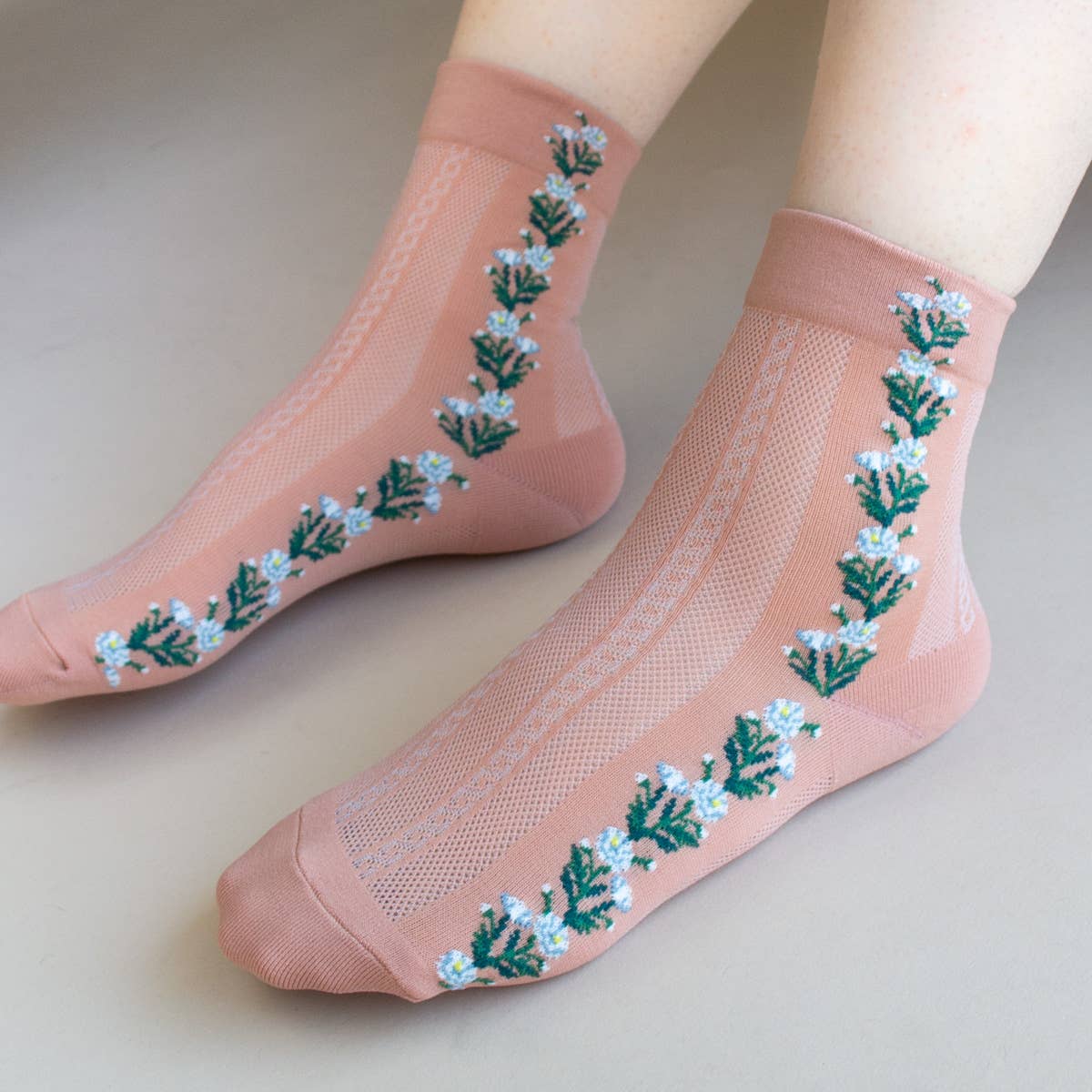 Tiepology – wholesale Socks – Women's – Floral Mesh Casual Socks16