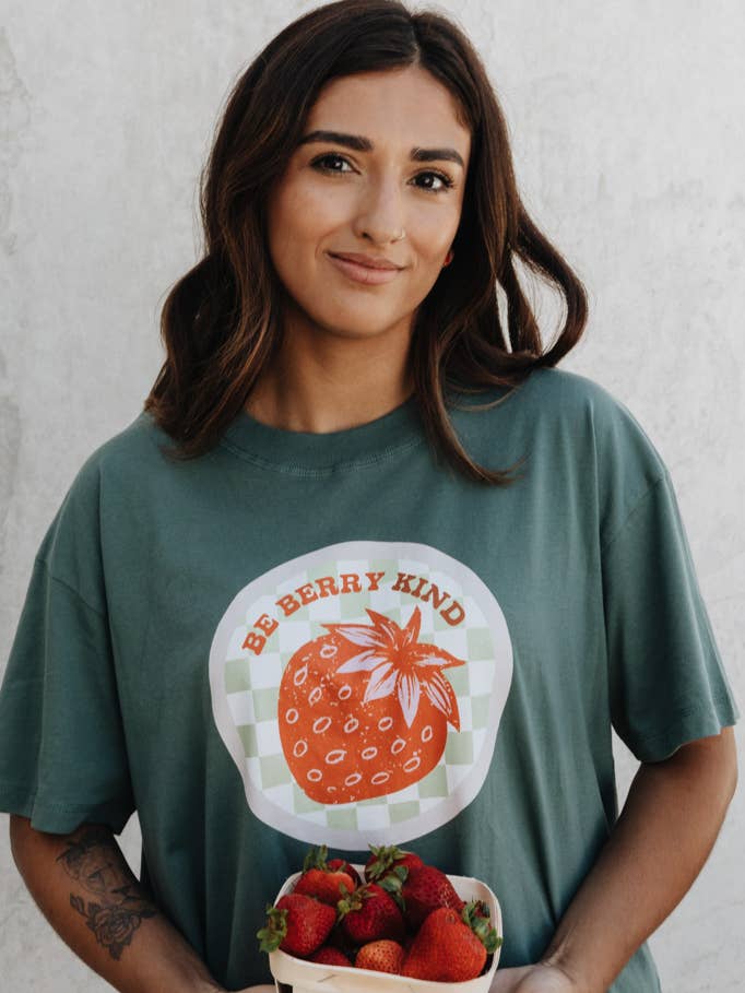 Maglietta Sii Gentile come una Bacca per la vendita all'ingrosso da parte di Crowned Free