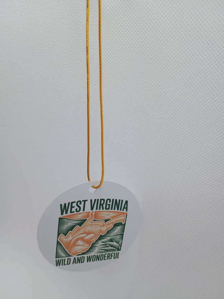 Ornamento estatal~ Virginia Occidental para venta al por mayor de Creations by Pamela V