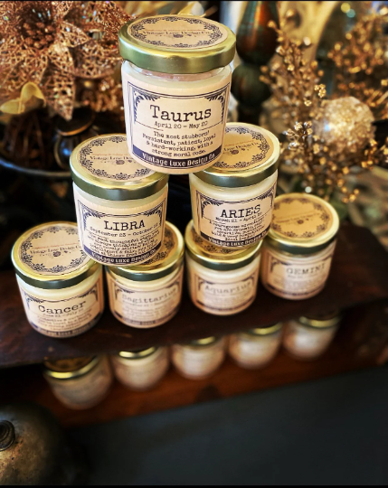 Vintage Luxe Design Co. - Vendita all'ingrosso Candela in vasetto - Taurus Zodiac Horoscope - Candela in cera di soia con cristalli2