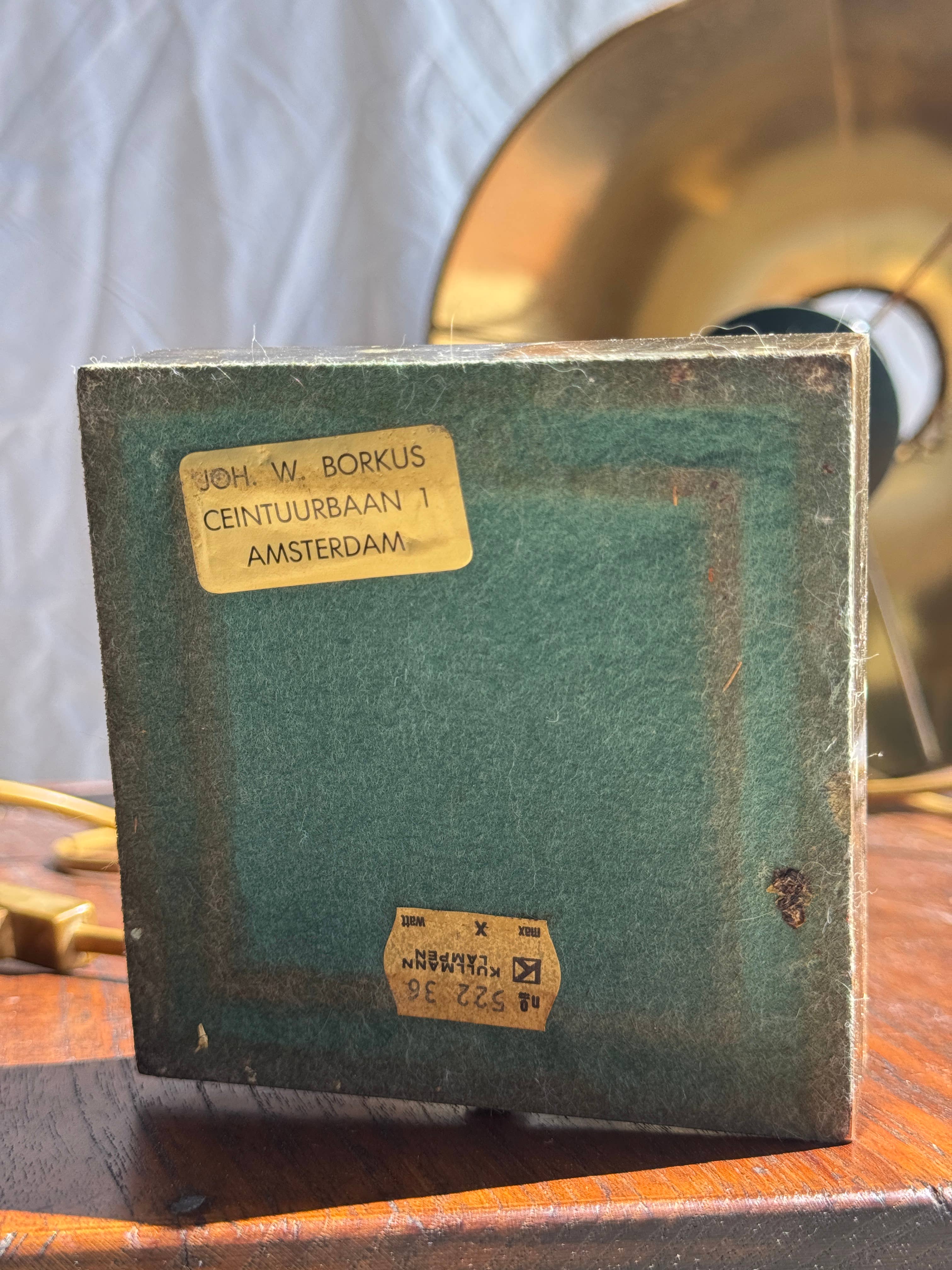 Office Objets - Wholesale Accent/Desk Lamp - Vintage green and gold table lamp H60 D3023