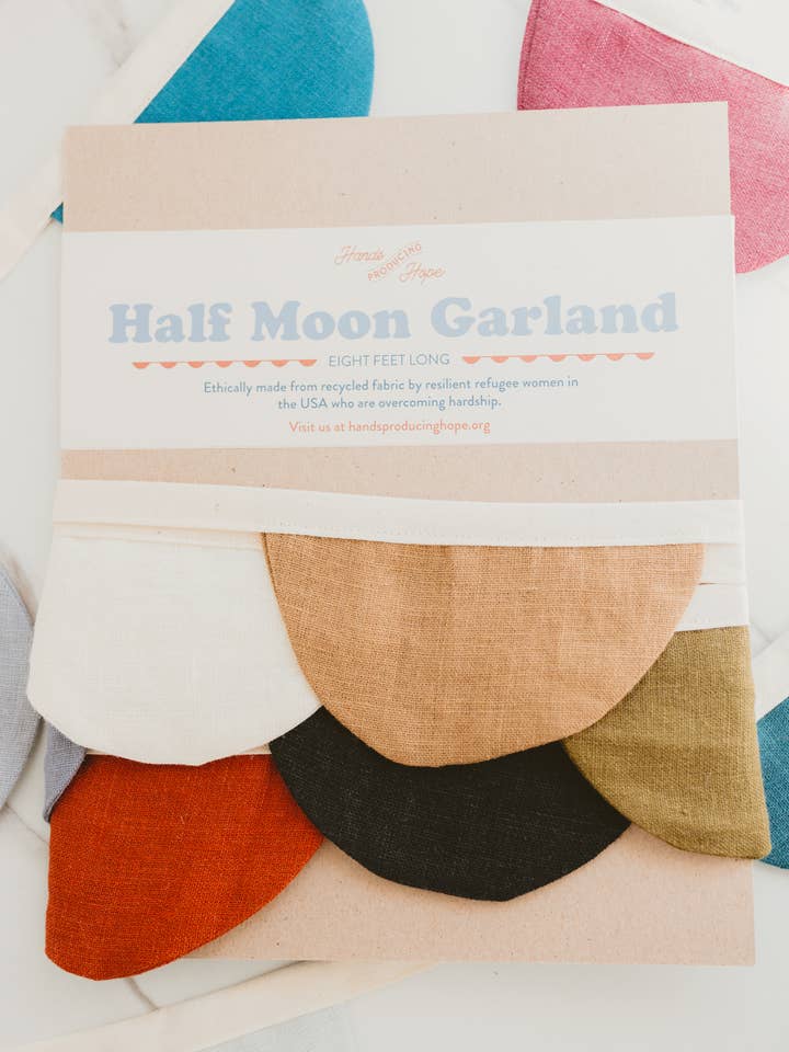 Garland Meia Lua por atacado de Hands Producing Hope