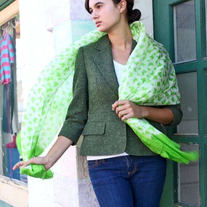 Viverano Organics - Vendita all'ingrosso Sciarpa - Donna - Sciarpa oversize in seta con farfalle, colore: verde lime