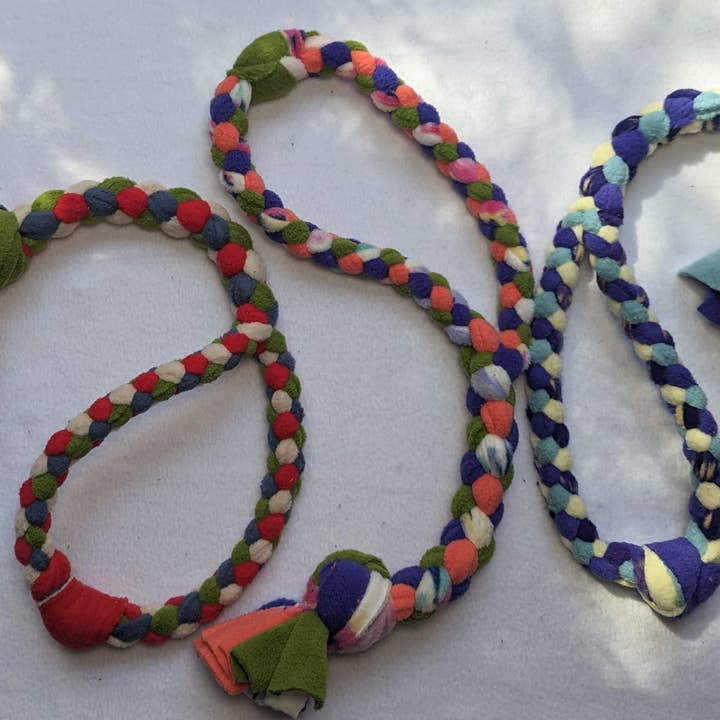 Superb Snuffles - Wholesale Pet Toy - Cat/Dog - Tug Toy - Loop3