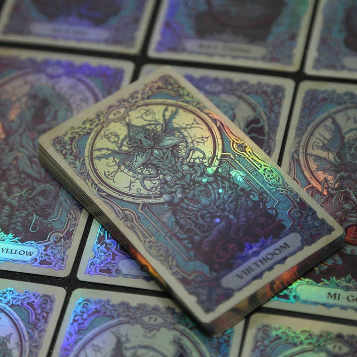 Vermilion Collection - Wholesale Tarot Cards - Reflections on the Wall Cthulhu Mythos Oracle11
