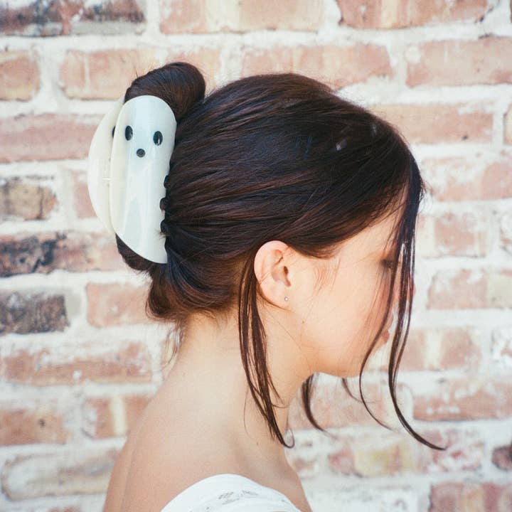 Ghost Claw for wholesale by Hey Ricochet